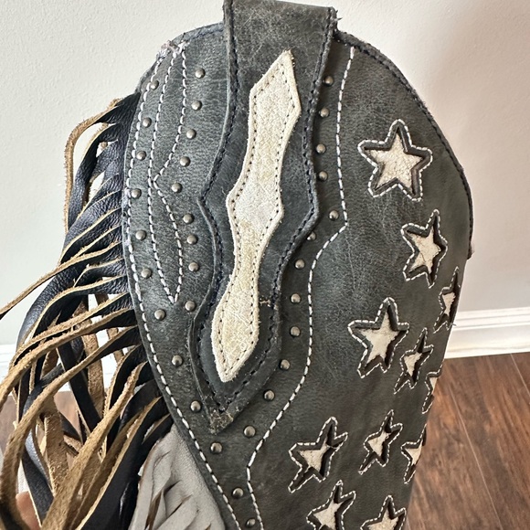 Corral Green Handcrafted Boots - Picture 13 of 13